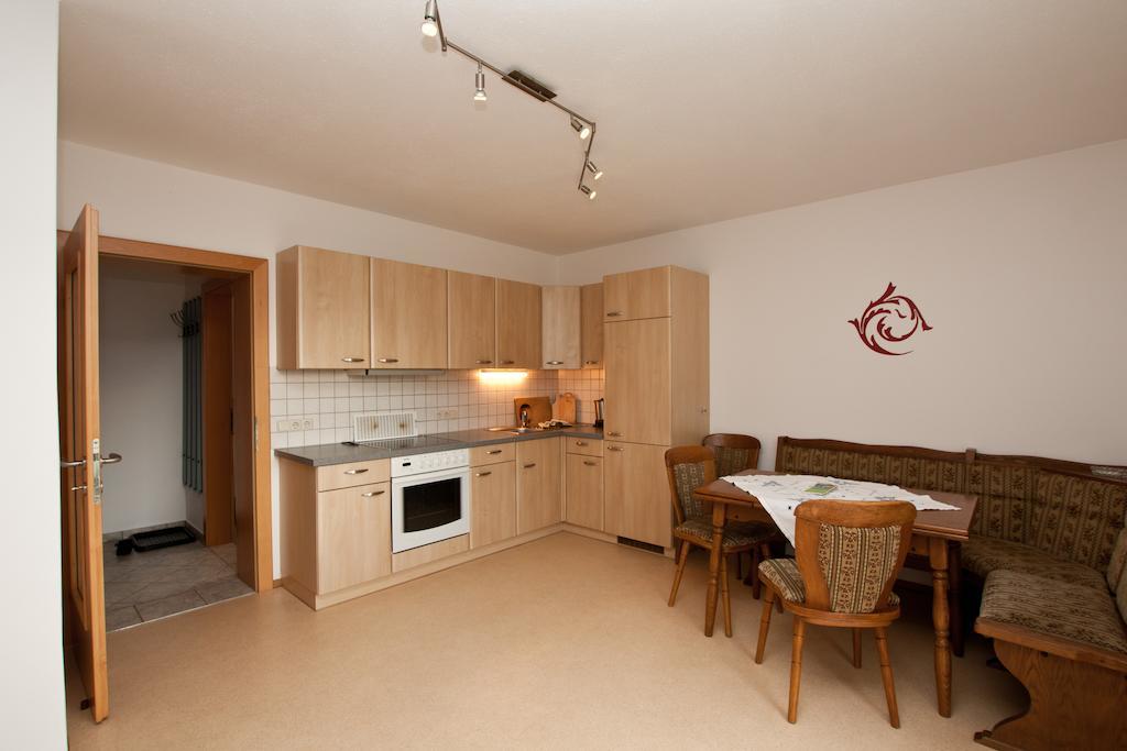 Appartment Lärchenalm Sankt Martin am Tennengebirge Rum bild